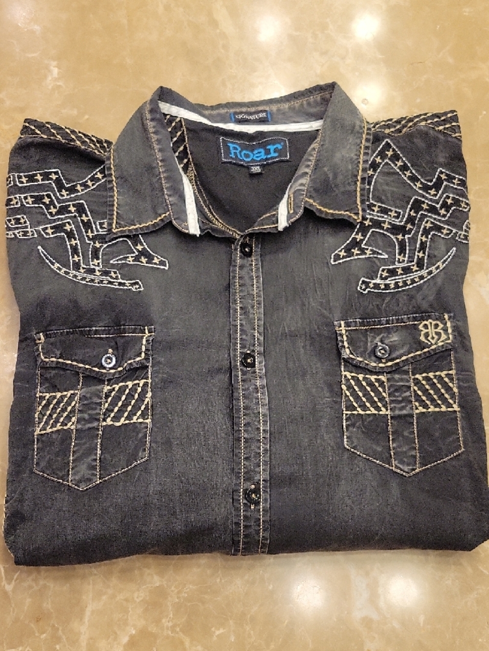 *Roar Black Embroidered Western-Style Men's Button-Up Shirt - Picture 10 of 14